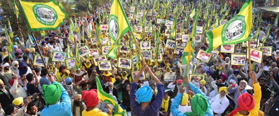 Indian farmers rally