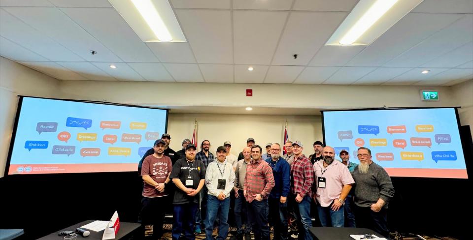 Un départ prometteur pour la table ronde des personnes de métier